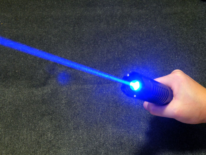 445nm 2W Ultra High Power Blue Laser Pointer Best Selling 2000mW Laser - Click Image to Close